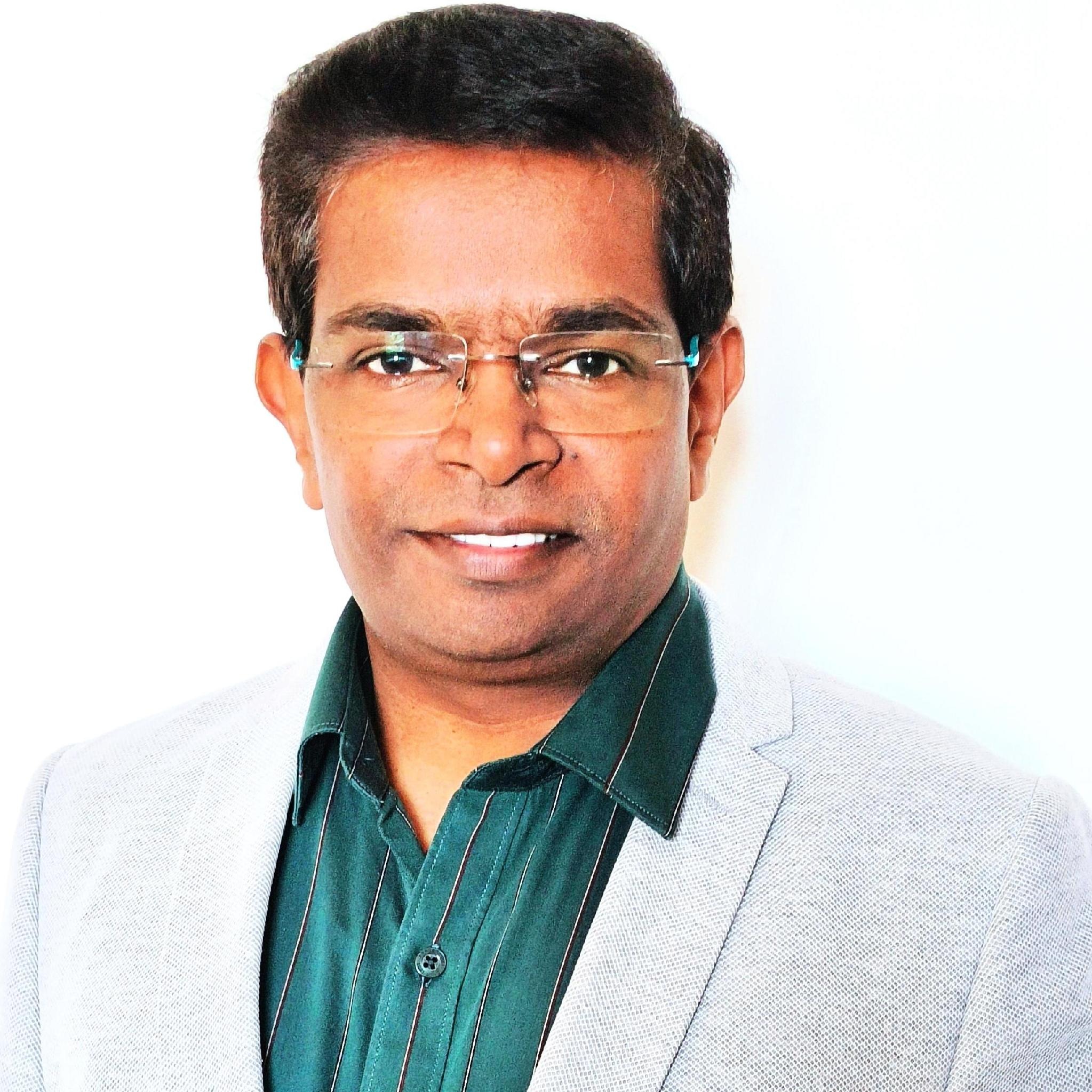 Vishwottam Kandiere